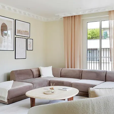 Magnificent With Ac- 3br-6p-tour Eiffel Apartment *