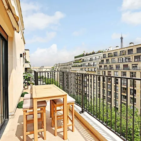 Magnificent With Ac- 3br-6p-tour Eiffel * Paris