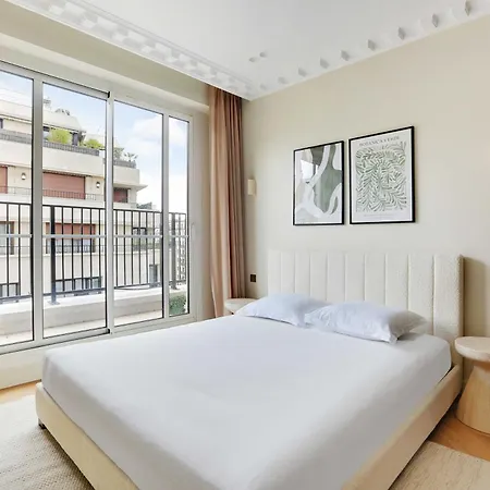 Magnificent With Ac- 3br-6p-tour Eiffel Paris